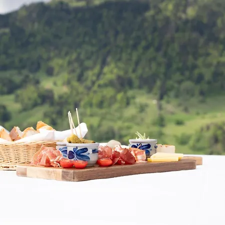 Szálloda Bergblick - 3 Sterne Garni - Neueroeffnung