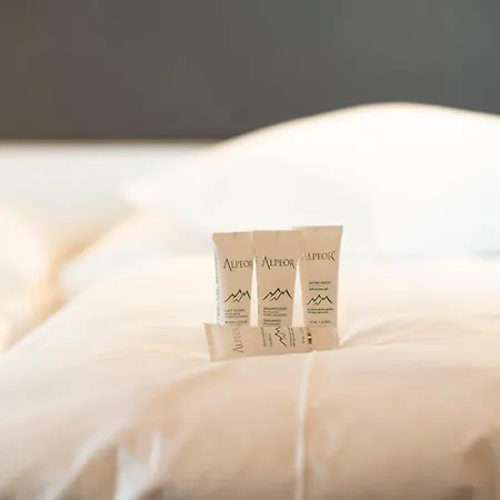 Hotel Bergblick - 3 Sterne Garni - Neueroeffnung Aeschi Bei Spiez