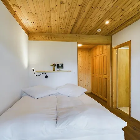 Bergblick - 3 Sterne Garni - Neueroeffnung Aeschi Bei Spiez