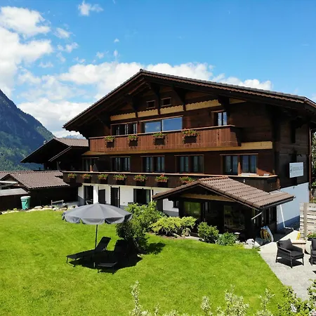 Bergblick - 3 Sterne Garni - Neueroeffnung 3* Aeschi Bei Spiez