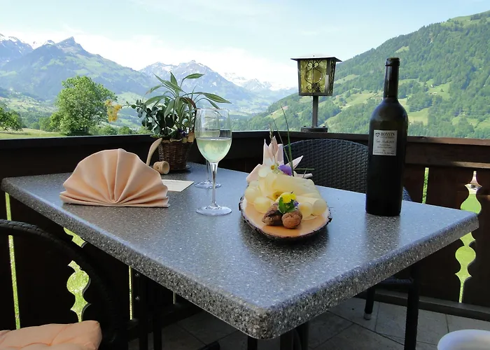 Bergblick - 3 Sterne Garni Aeschi Bei Spiez