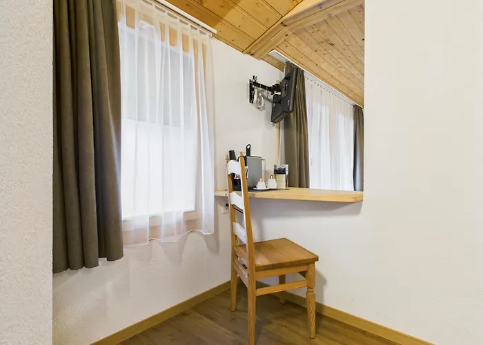 Bergblick - 3 Sterne Garni - Neueroeffnung 3* Aeschi Bei Spiez