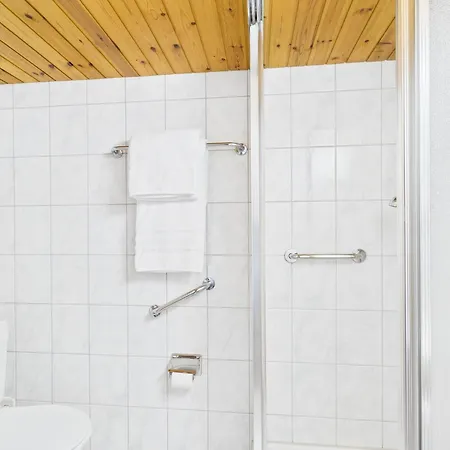 Bergblick - 3 Sterne Garni - Neueroeffnung 3* Aeschi Bei Spiez